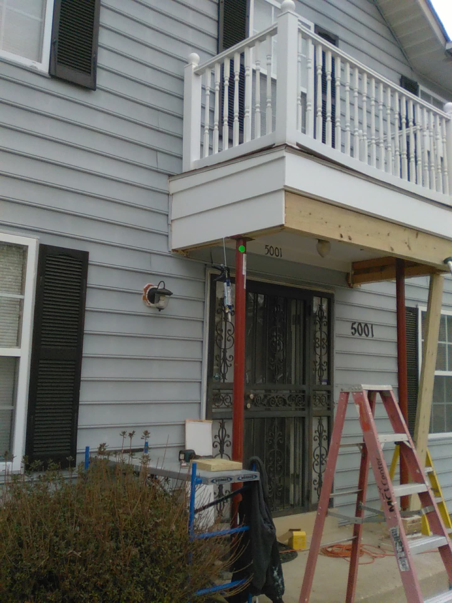 Enclosed porch construction — Northern Virginia